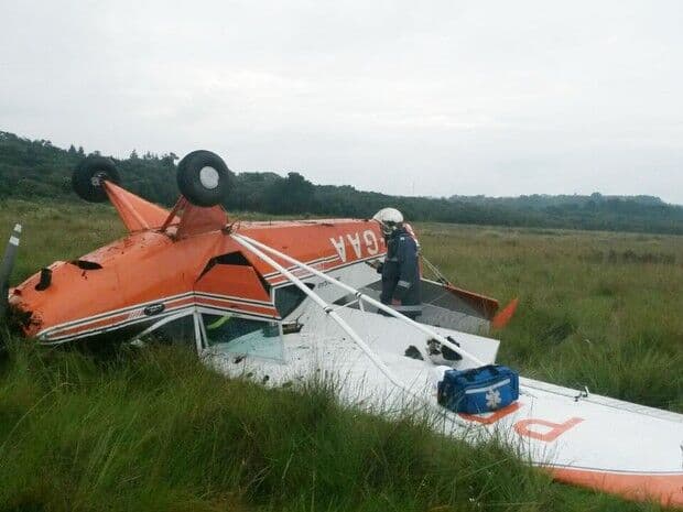 Avião faz pouso de emergência após decolagem