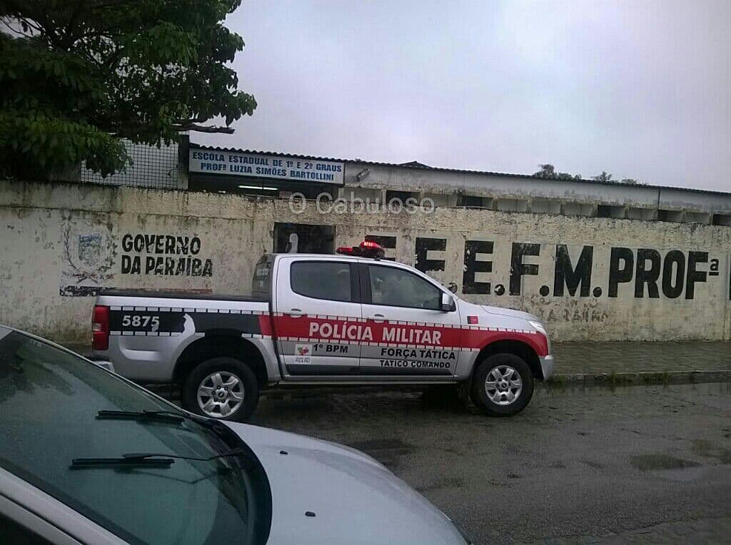 Polícia apreende um dos suspeitos do assalto em escola de João Pessoa