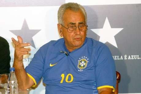 Bicampeão mundial em 62, Zito morre em Santos
