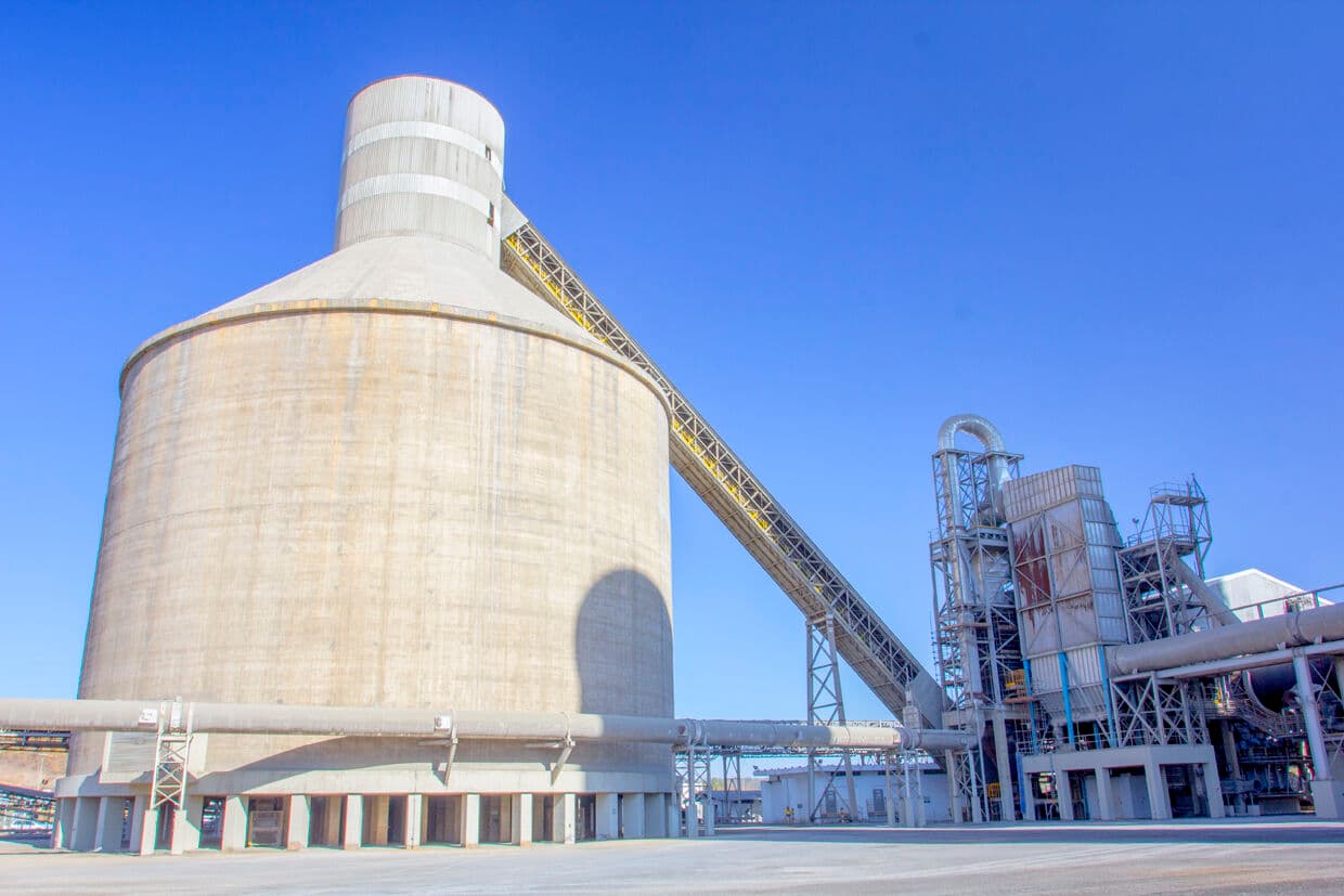 Fábrica de cimento no Litoral Sul da PB vai gerar 250 empregos diretos