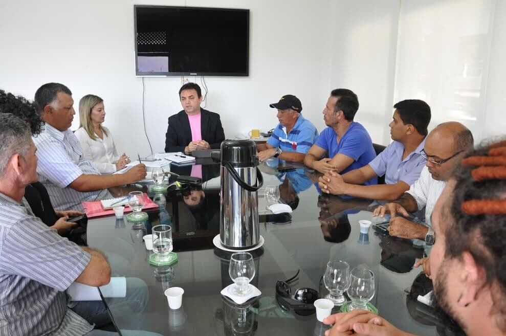 Reitor e SINTESPB amplia discussões em torno de alternativas para o fim da greve