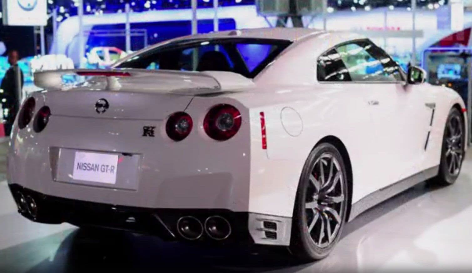Nissan vai vender o superesportivo GT-R no Brasil