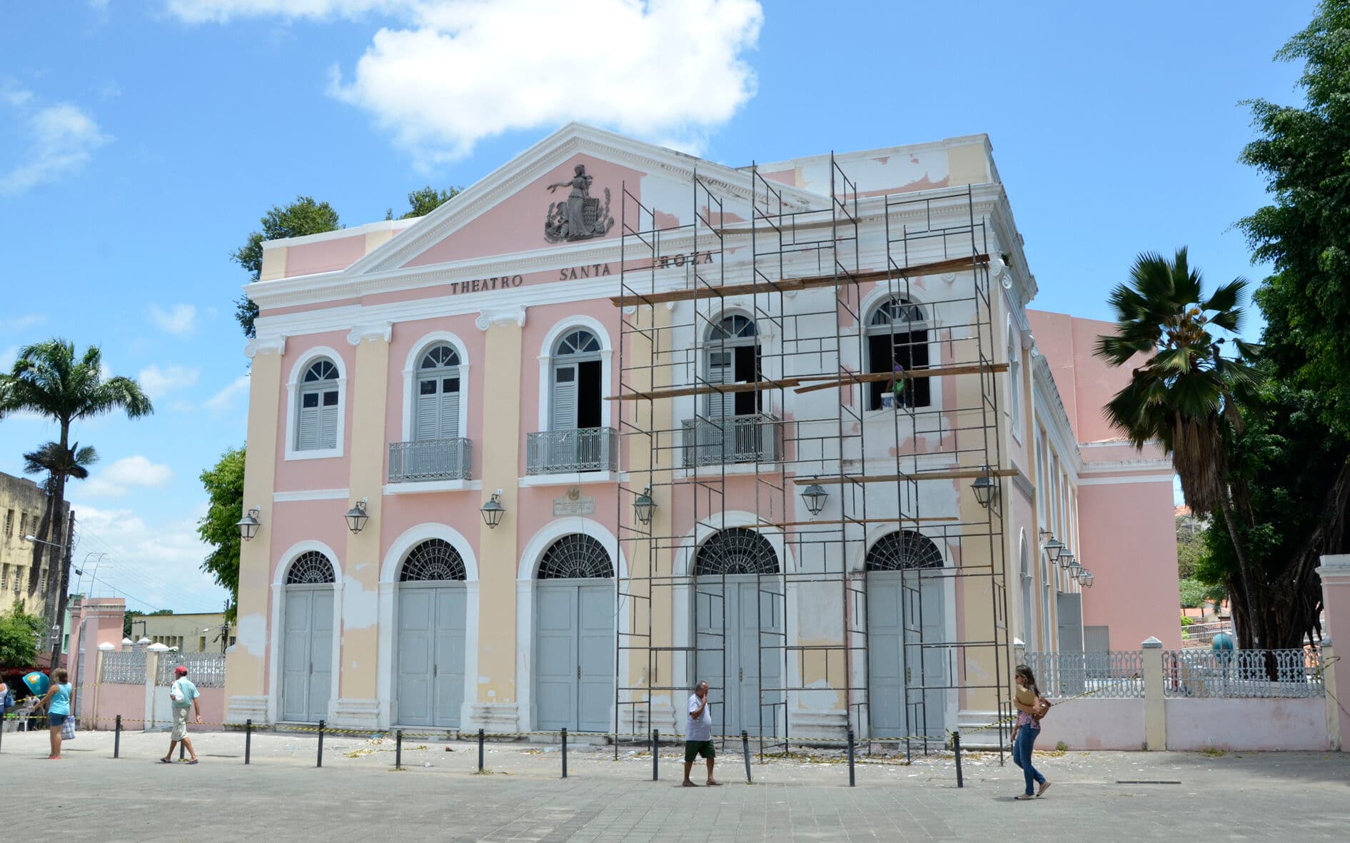 Teatro Santa Roza completa 126 anos de existência