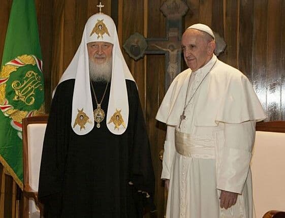 Papa e patriarca ortodoxo se reúnem em Cuba