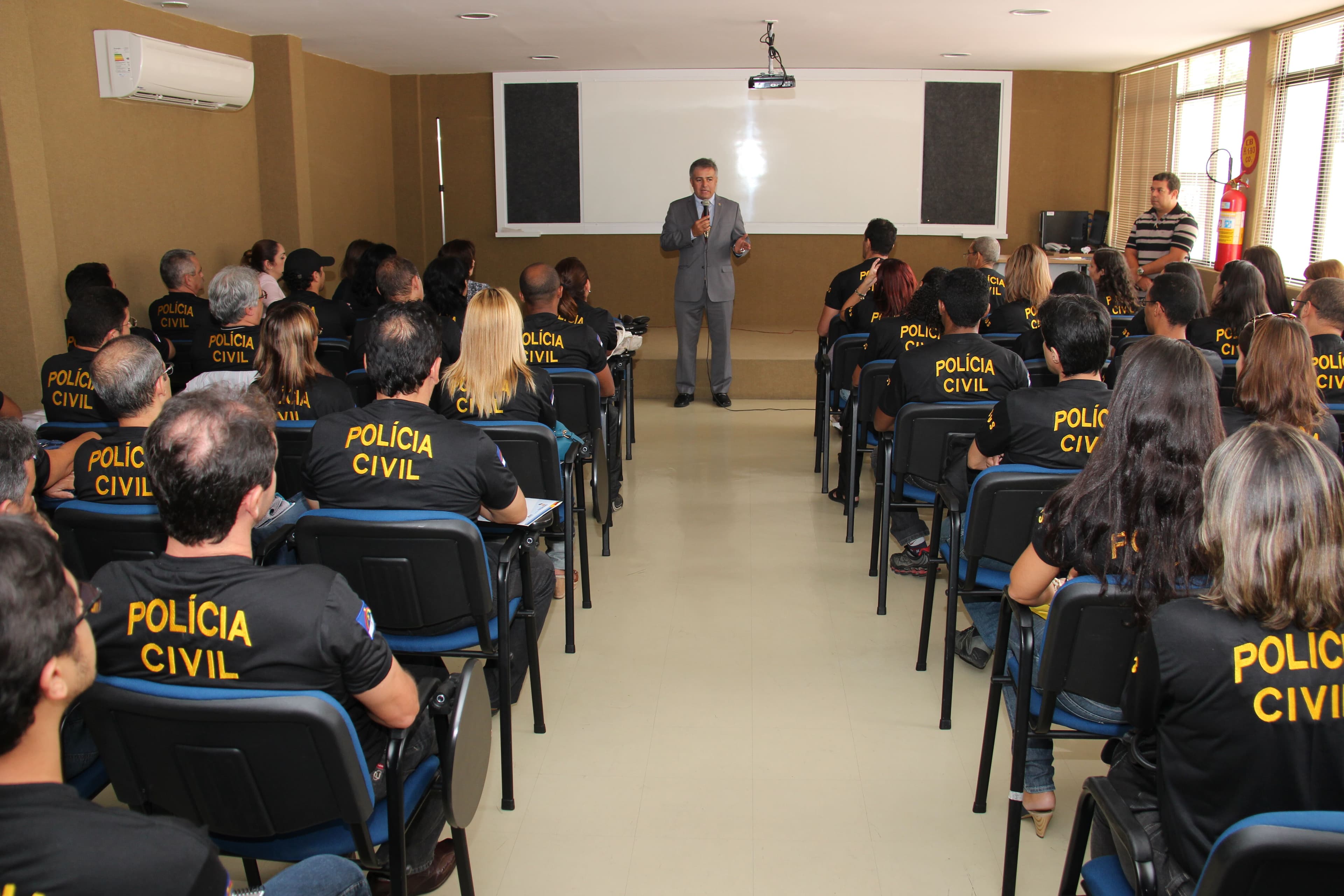 Secretaria de Segurança de PE anuncia concurso com 316 vagas