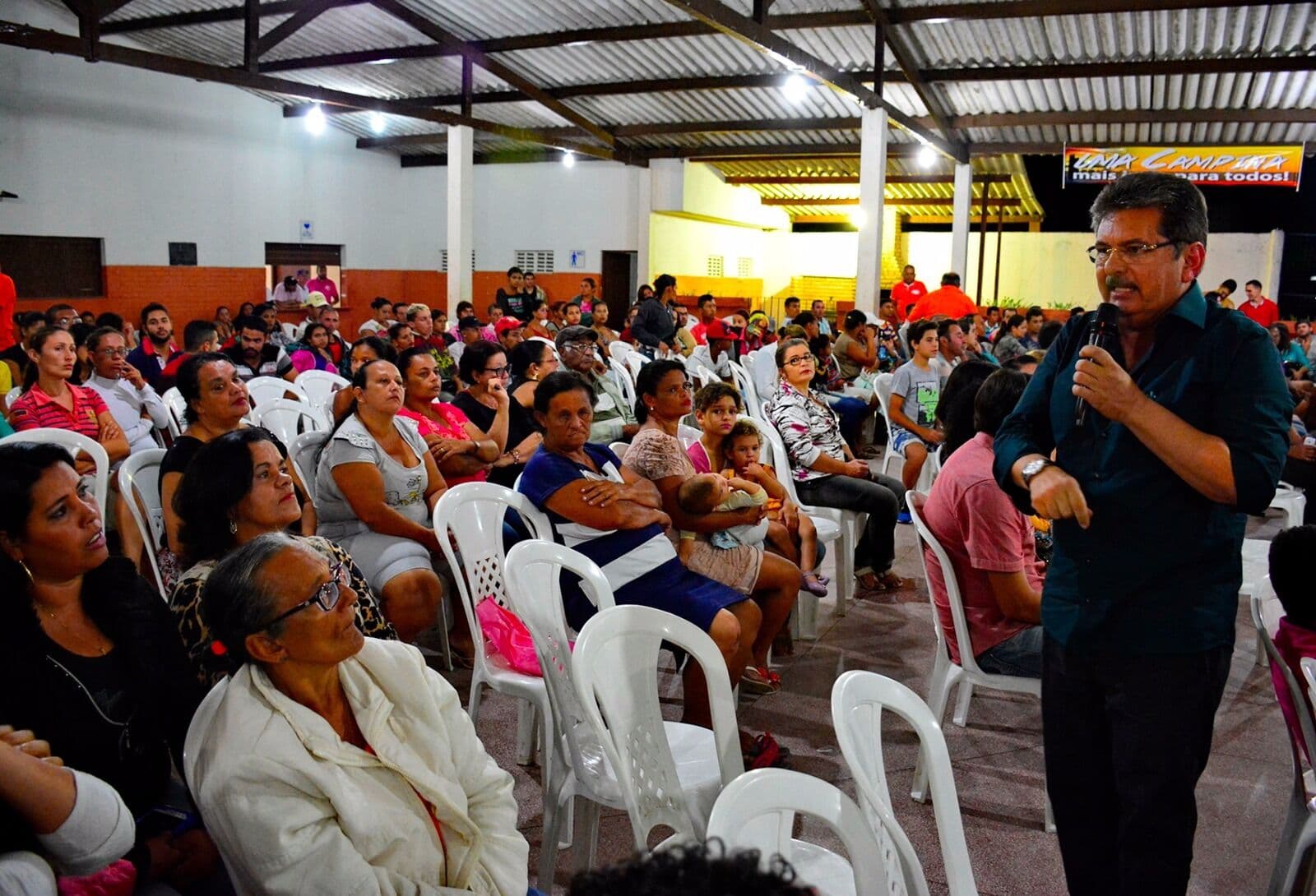 População de Campina Grande denuncia falta de medicamentos e sucateamento na Saúde