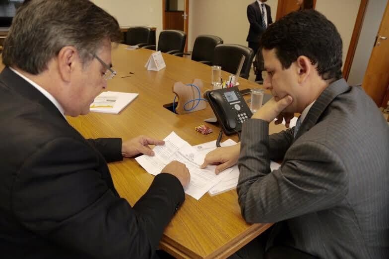 Ministro das Cidades diz a senador paraibano que vai fazer auditoria em números da pasta