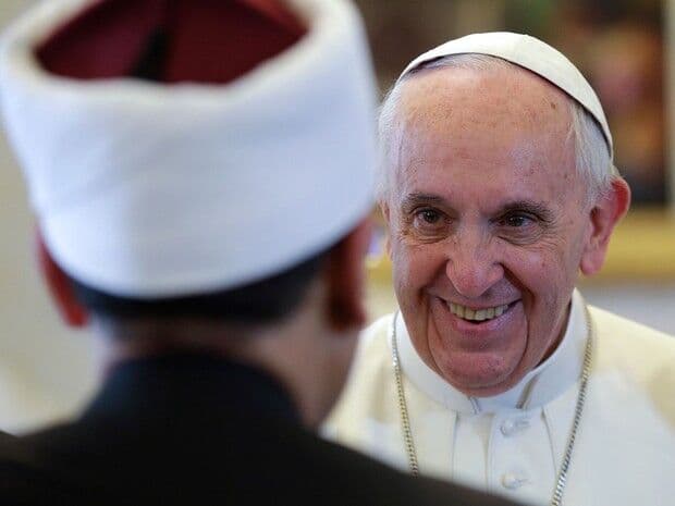 Papa recebe líder do Islã sunita, imã Ahmed el-Tayeb, em visita histórica