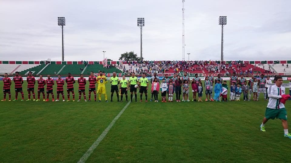 Campinense amarga derrota e vira lanterna enquanto Sousa vence e toma fôlego na competição