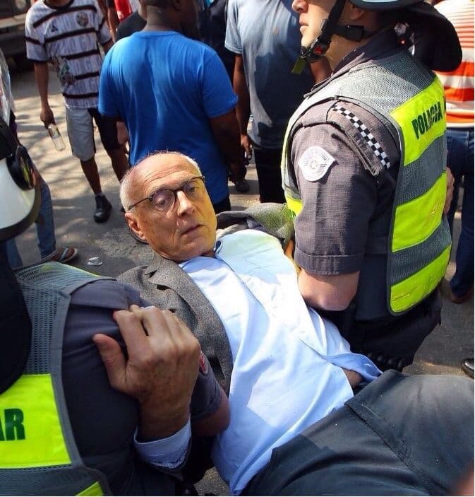 Suplicy é detido em protesto contra reintegração de posse em São Paulo