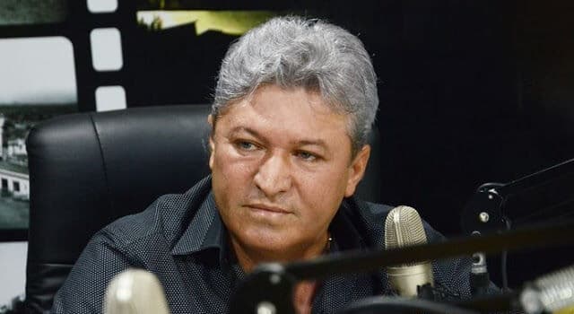 Sendo eleito, candidato a prefeito de Santa Cruz diz que vai doar salário para a população