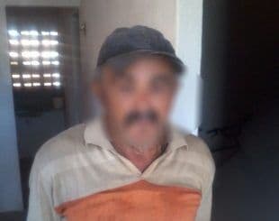 Sexagenário é preso acusado de abusar sexualmente da filha menor de idade