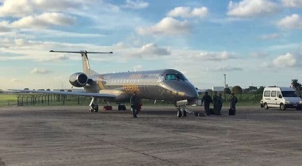 Avião da Polícia Federal pousa no Castro Pinto para "procedimento programado"