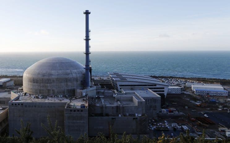 Explosão em usina nuclear na França deixa vários feridos