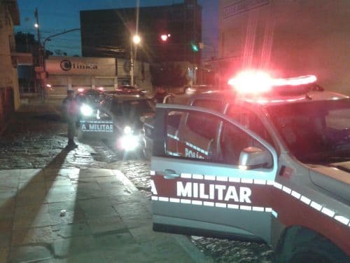 Assaltantes invadem sede do Sousa Esporte Clube e assaltam jogadores