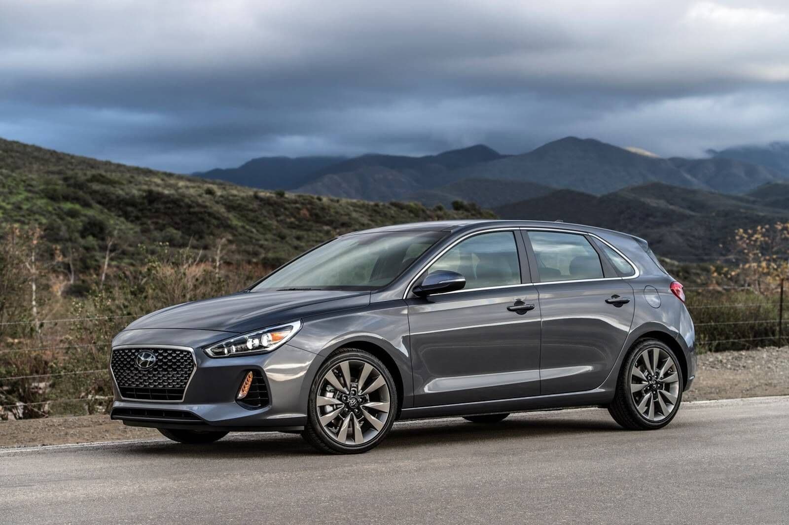 Hyundai apresenta nova geração do Elantra GT, versão norte-americana do i30