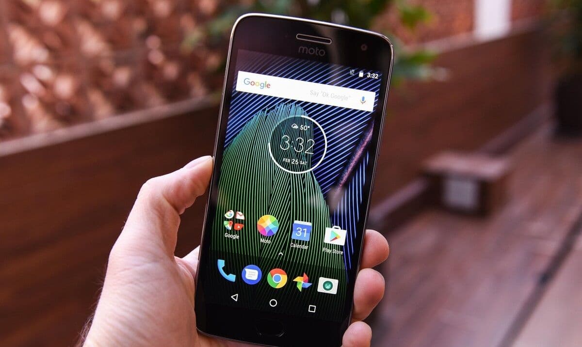 Moto G5 e Moto G5 Plus têm corpo em alumínio e rodam Android 7.0