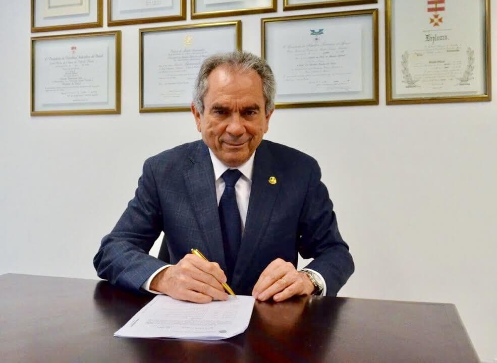 Raimundo Lira e mais 40 senadores pedem urgência na votação do fim do Foro Privilegiado