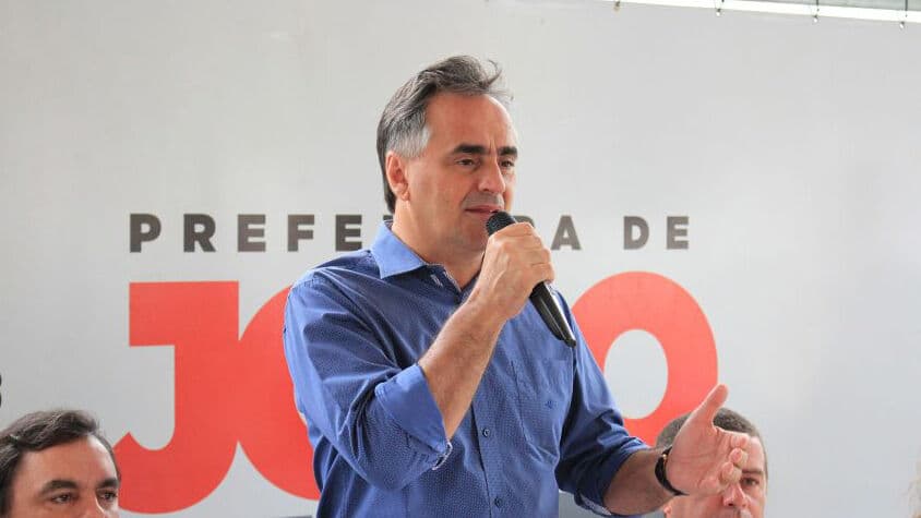 Cartaxo autoriza aumento e pessoense paga mais caro pela passagem de ônibus já no domingo