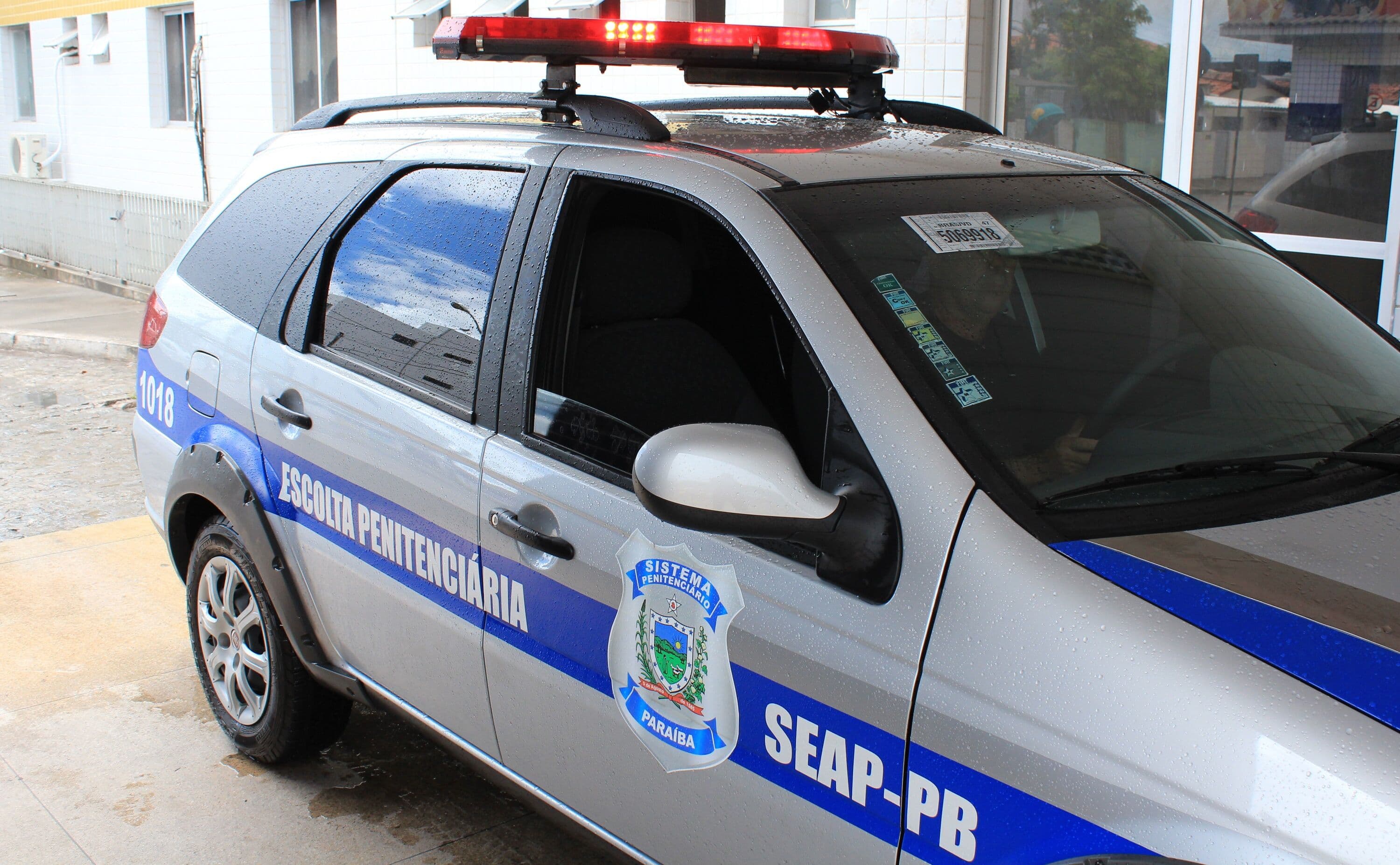 Sete presos fogem de Cadeia Pública de Picuí após arrombar parede de cela