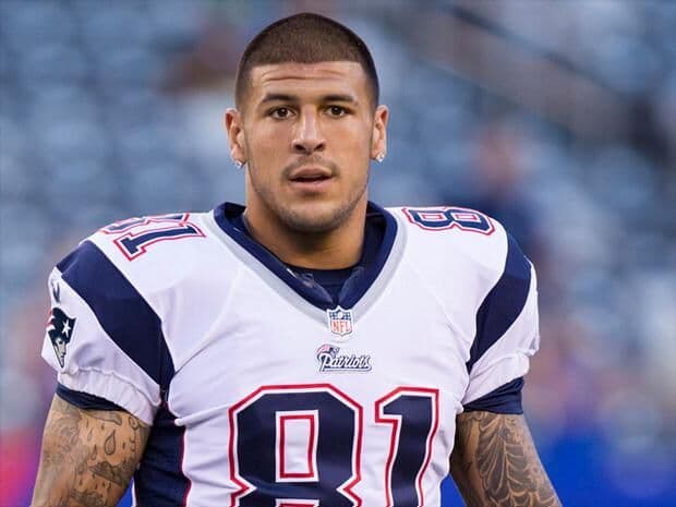 Ex-jogador de futebol americano é achado morto na cadeia