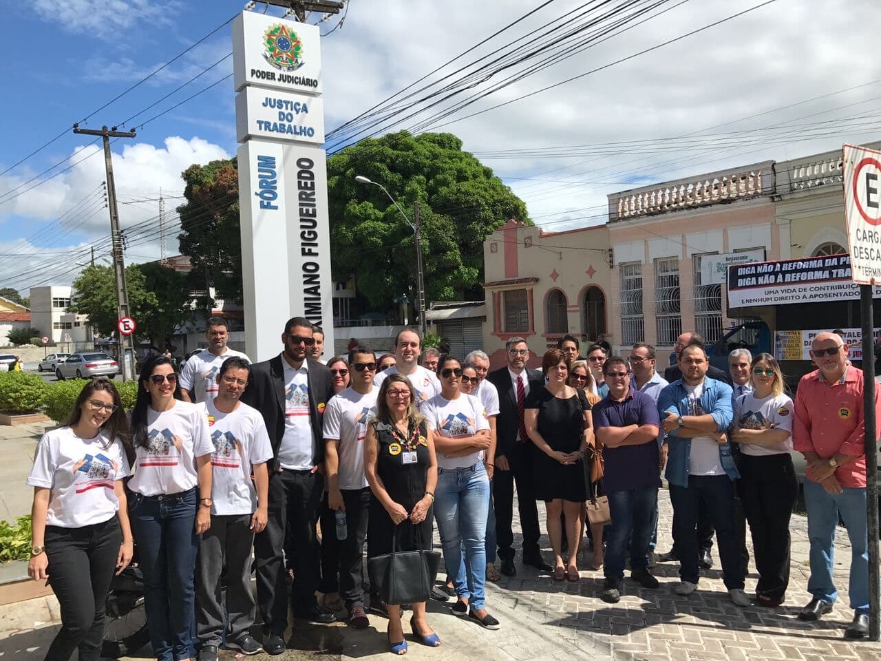 Juízes e advogados do Trabalho protestam em João Pessoa e Campina Grande contra reformas