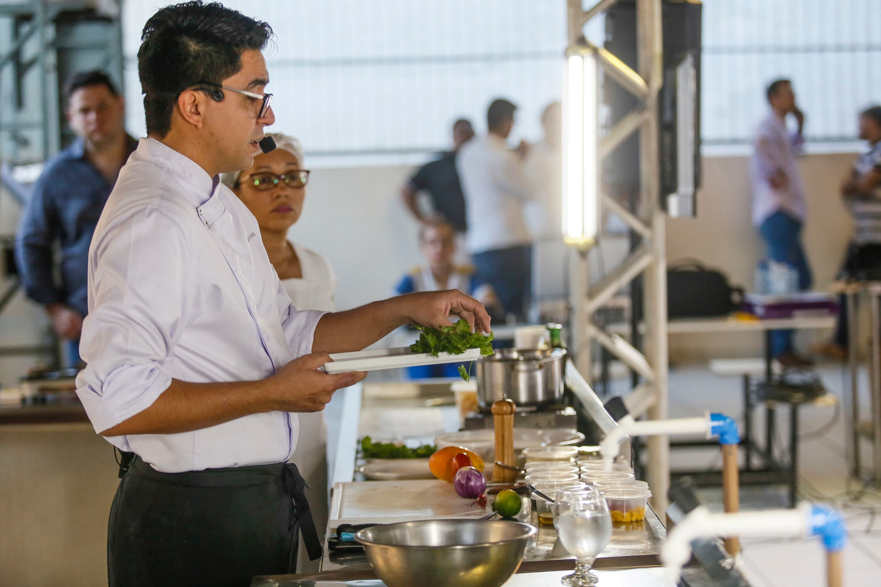 Oficina de gastronomia oferece oportunidade de conhecimento e empreendedorismo