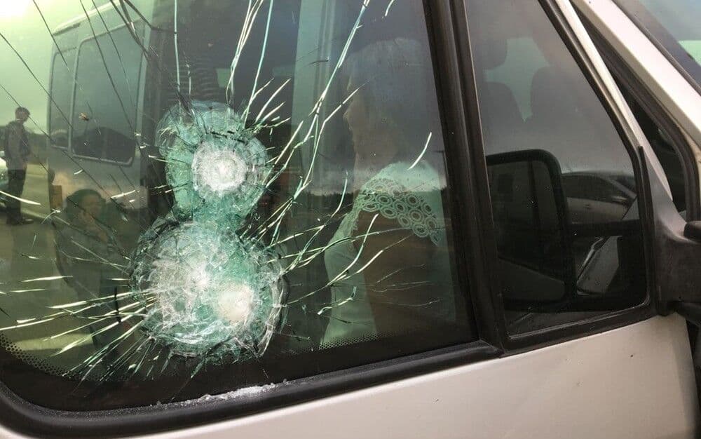 Pacientes em tratamento que voltavam para casa em van são atacados e assaltados em Campina Grande