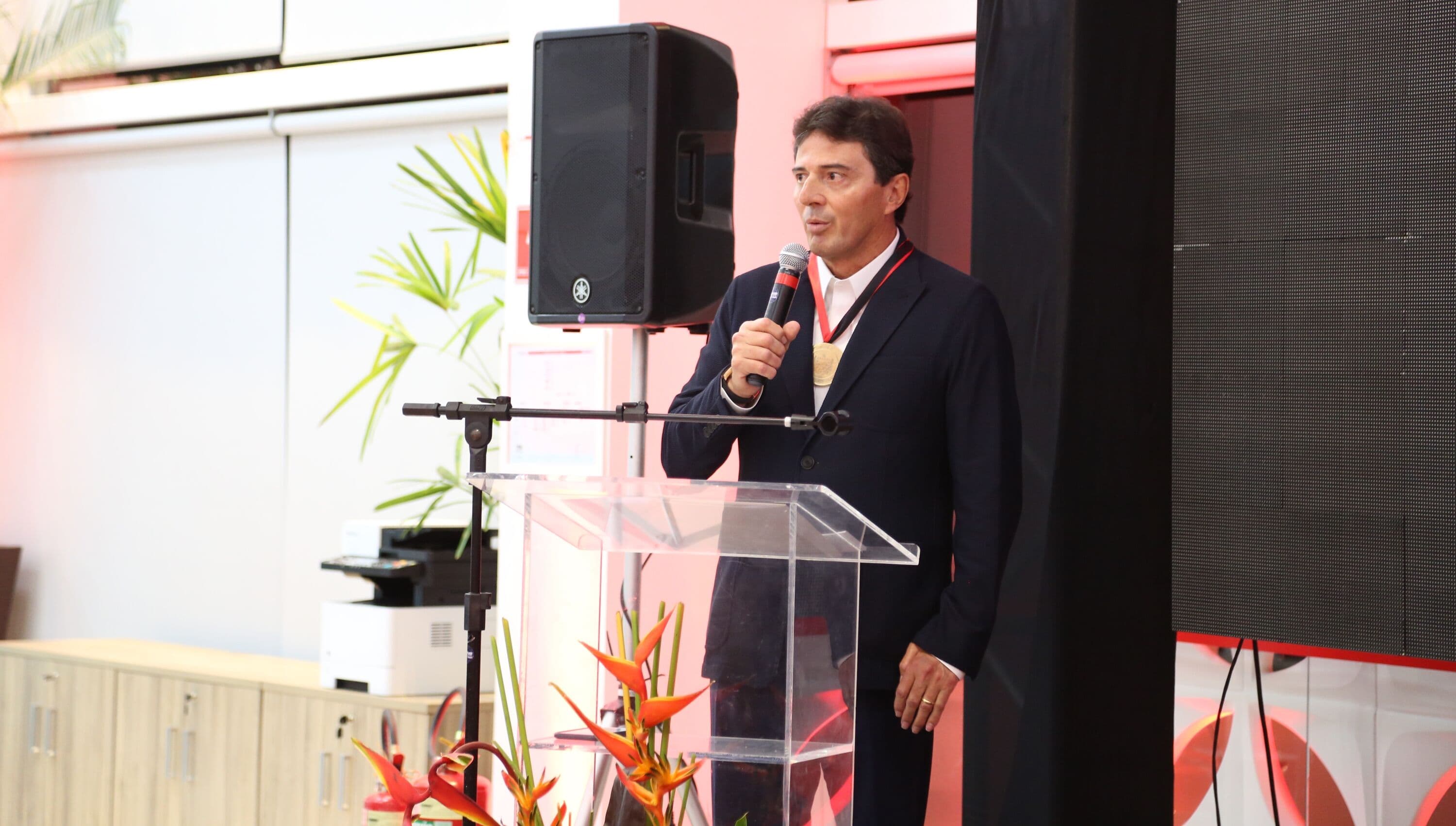 Inauguração de nova loja do grupo Newland é prestigiada por empresários, autoridades e políticos