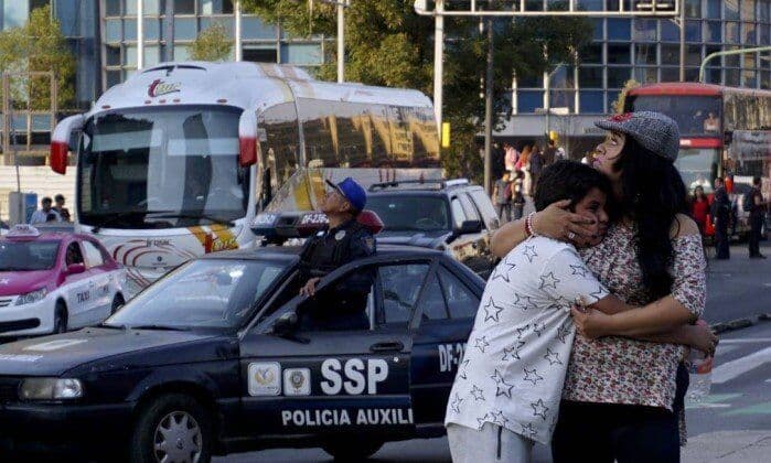 Acidente de helicóptero deixa dois mortos após terremoto no México