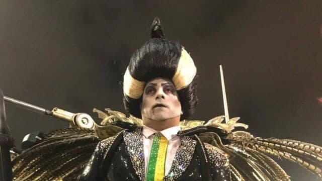 'Vampiro-presidente' da Tuiuti desiste de usar faixa presidencial no desfile das campeãs