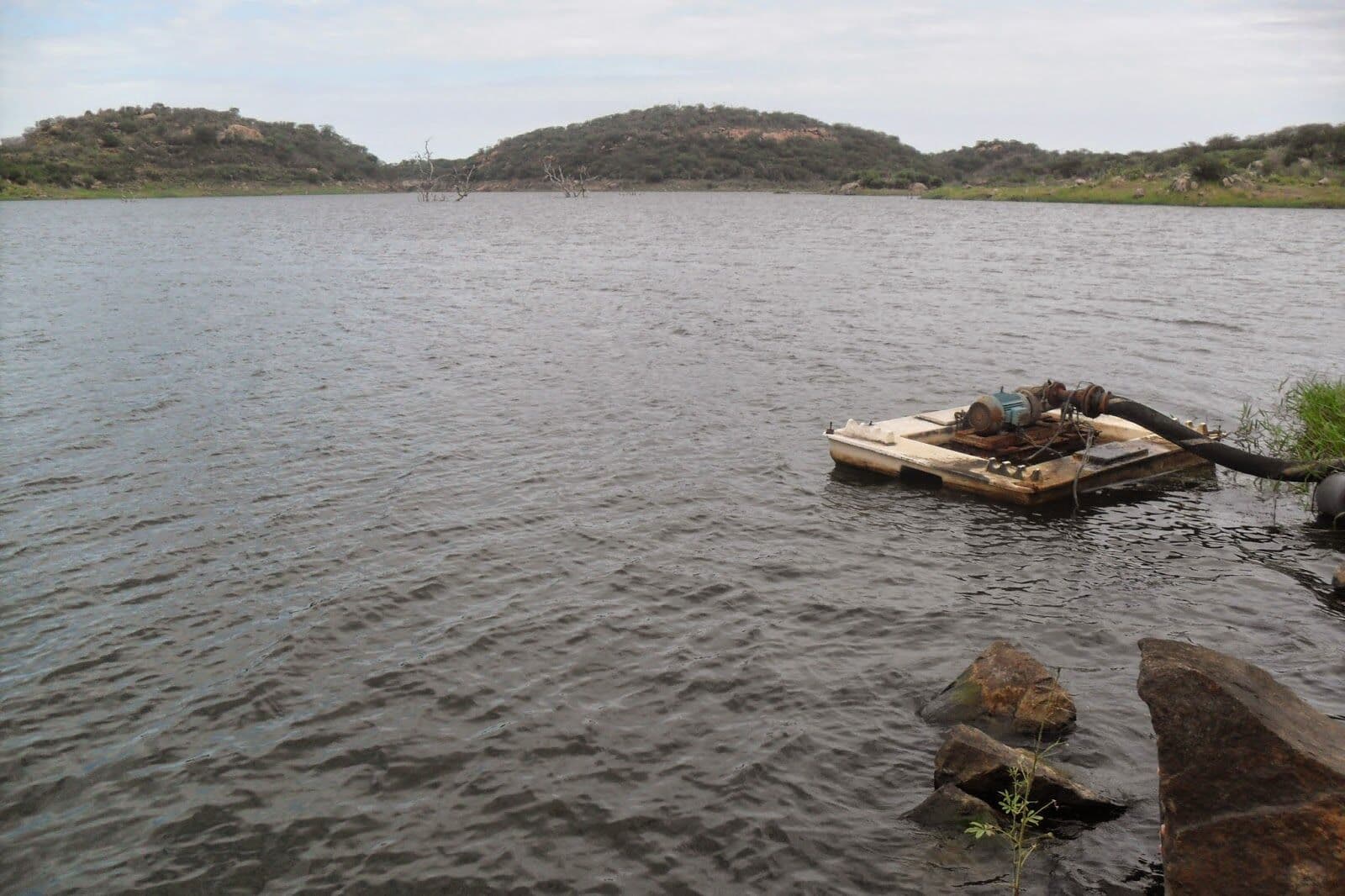 Obras nos açudes de Poções e Camalaú devem ser retonadas no início de abril