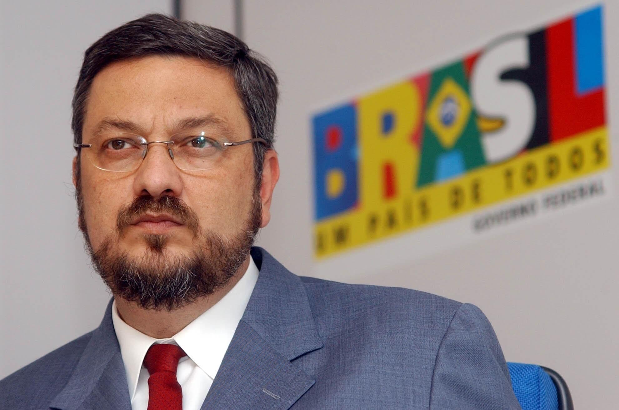 Polícia Federal e MPF pedem prisão preventiva de Palocci e ex-assessor