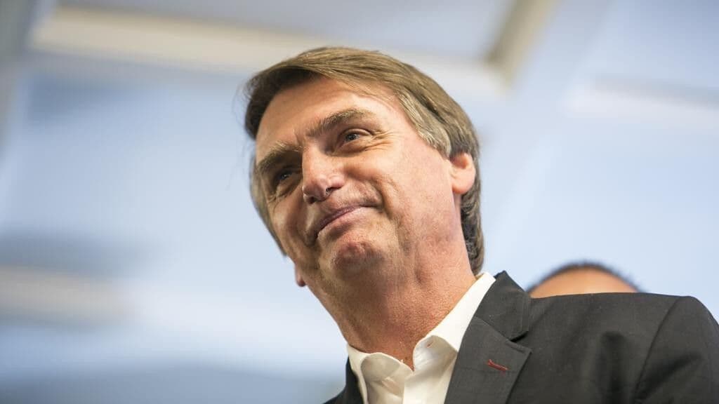 Jair Bolsonaro lidera com folga, João Doria decepciona e Fernando Haddad surpreende em pesquisa