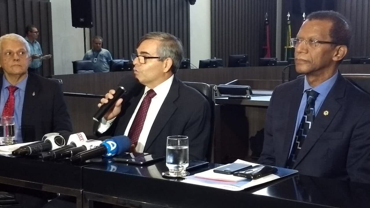 Presidente descarta concurso para servidores no TJPB e revela que vai redistribuir oficiais de justiça