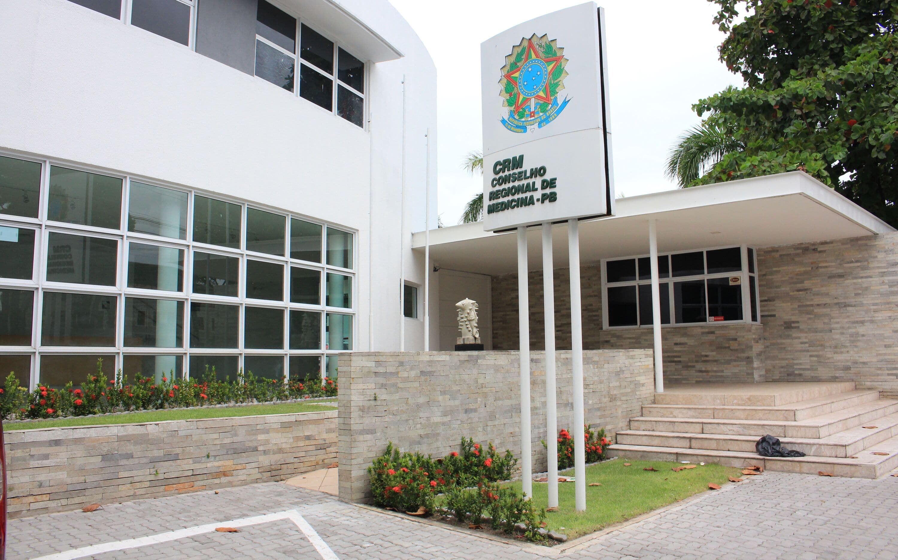 Participação do CRM em negociações de reajuste de honorários médicos com operadoras será obrigatória