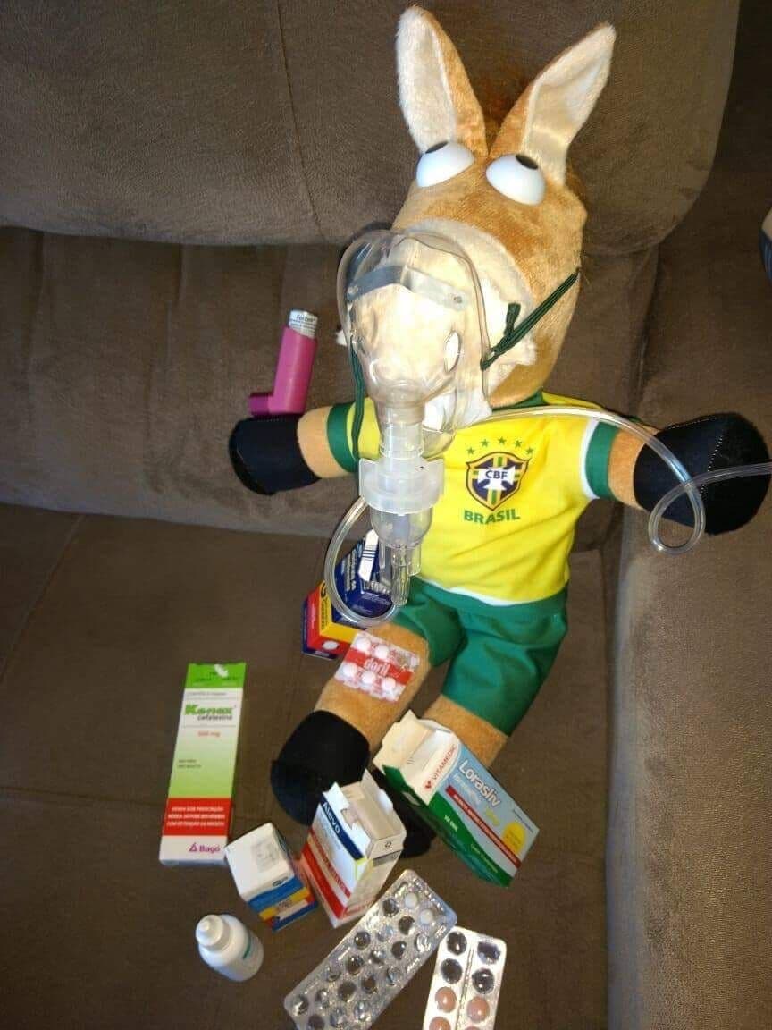 Memes sobre derrota parcial do Brasil viralizam na web