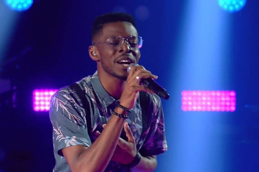 Kevin Ndjana vence batalha no The Voice Brasil e continua na disputa
