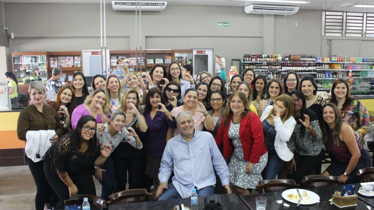 “Café com Juristas” reúne mais de 100 advogados e advogadas em apoio à Carlos Fábio à presidência da OAB-PB