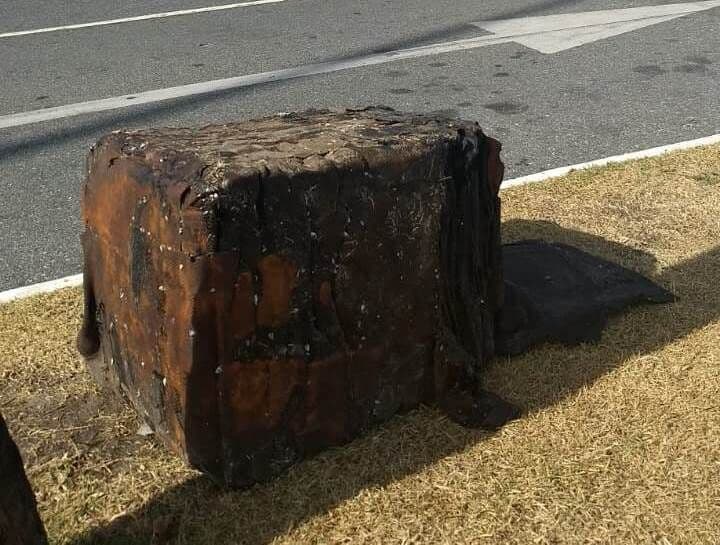 'Caixa misteriosa' aparece na Praia de Manaíra e Ibama alerta para população não manusear material