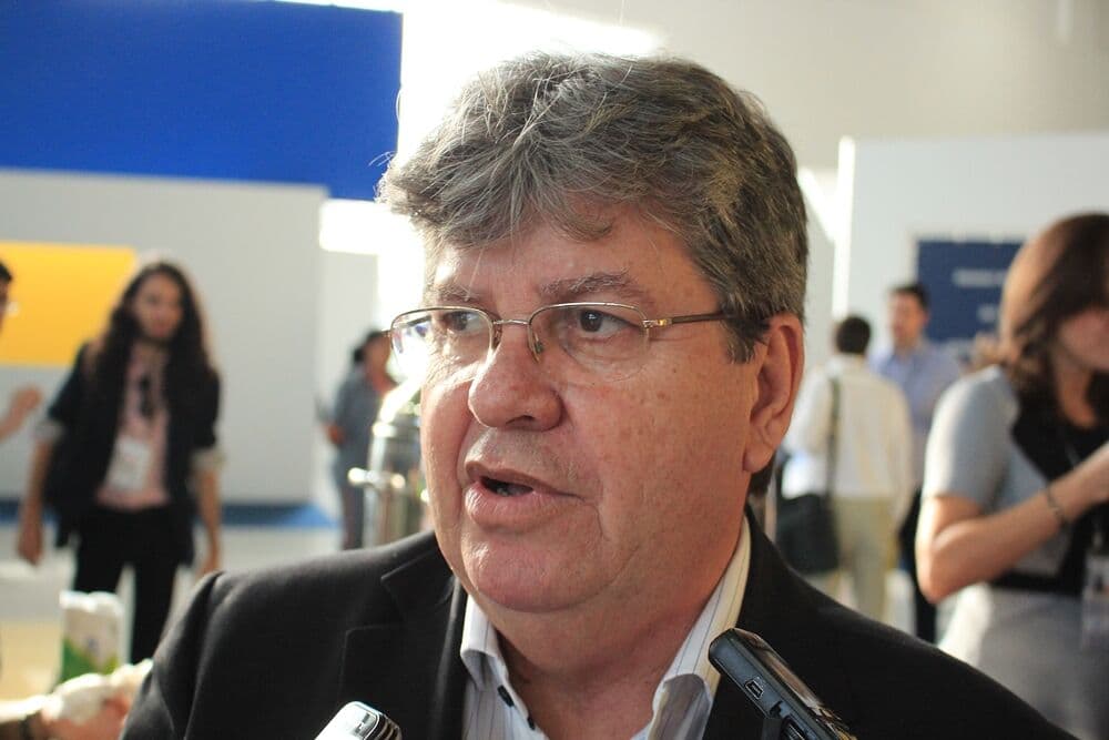 João Azevêdo descarta reforma administrativa no governo: "não há previsão"