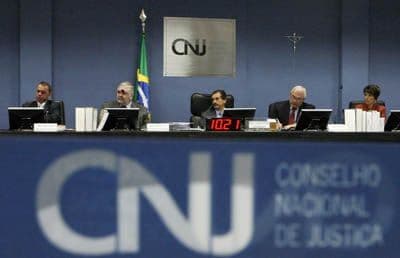 Pagamento de auxílios a juízes precisará de aval do CNJ