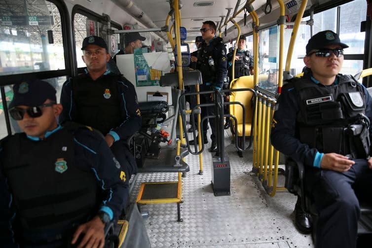 Ceará transfere mais 15 presos para Penitenciária Federal em Mossoró