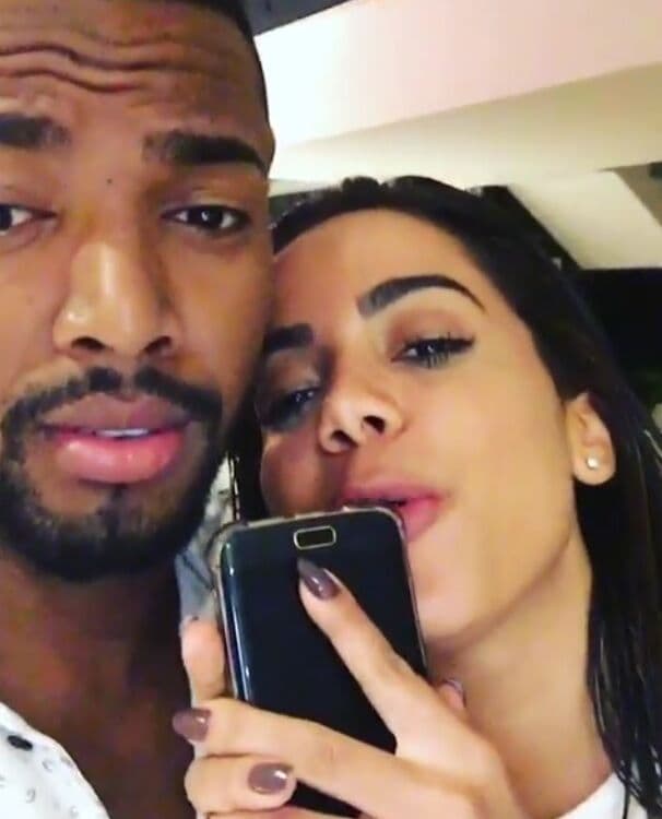 Nego do Borel é vaiado em show de Anitta após comentário transfóbico e cantora o defende