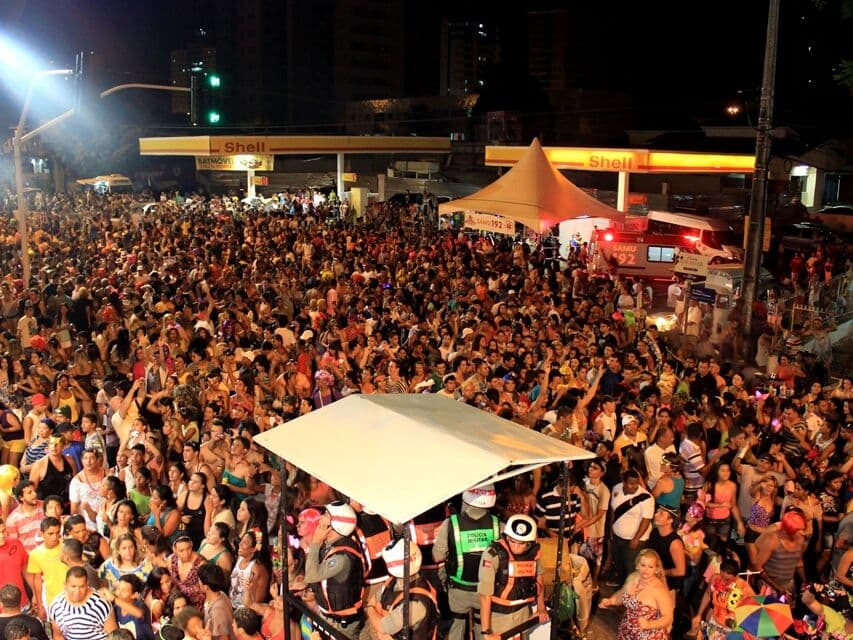 Foliões se preparam para curtir seis dias de festa no pré-Carnaval de João Pessoa; camarotes já são vendidos e preços chegam a R$ 600