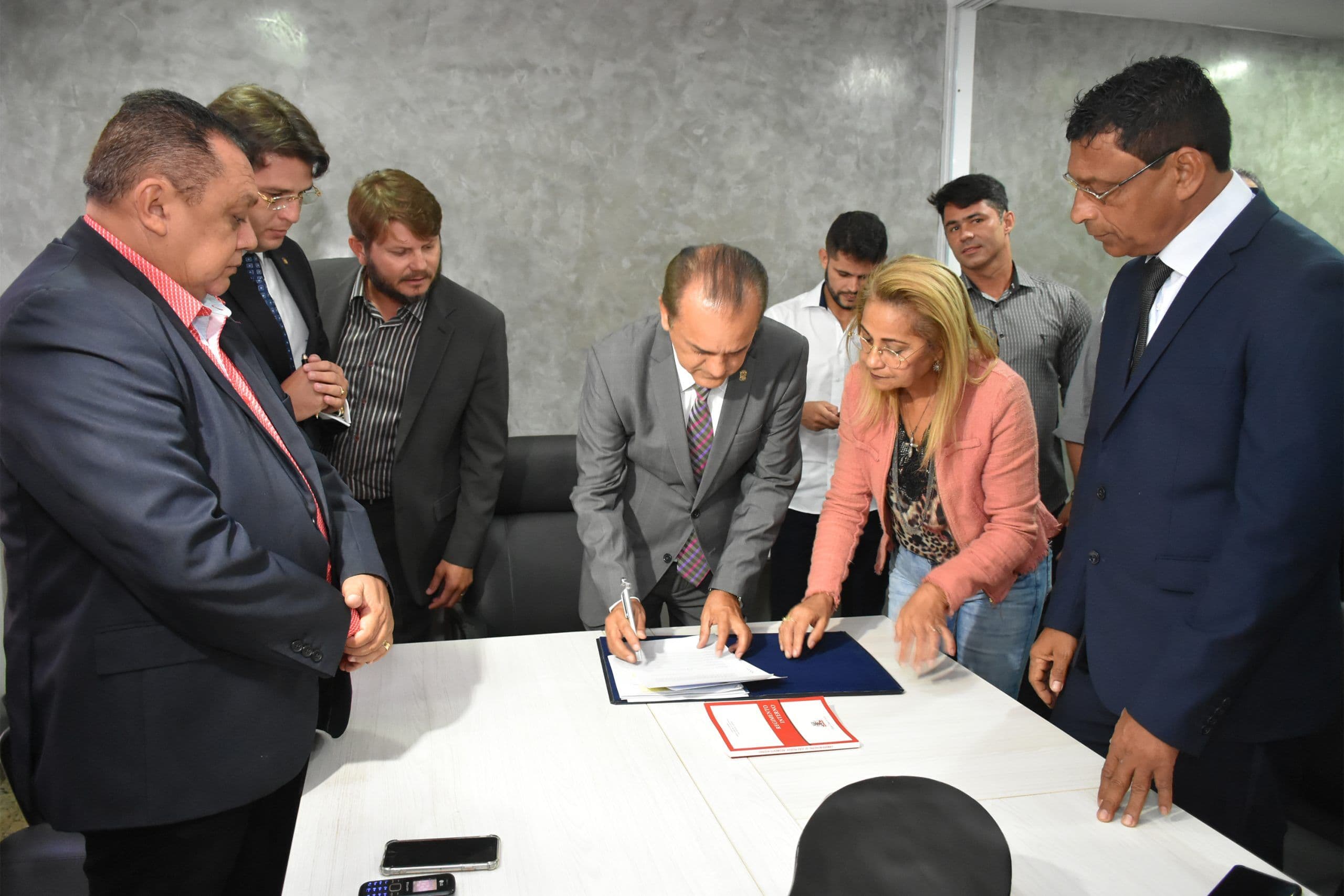 Carlão do Cristo toma posse como vereador de João Pessoa