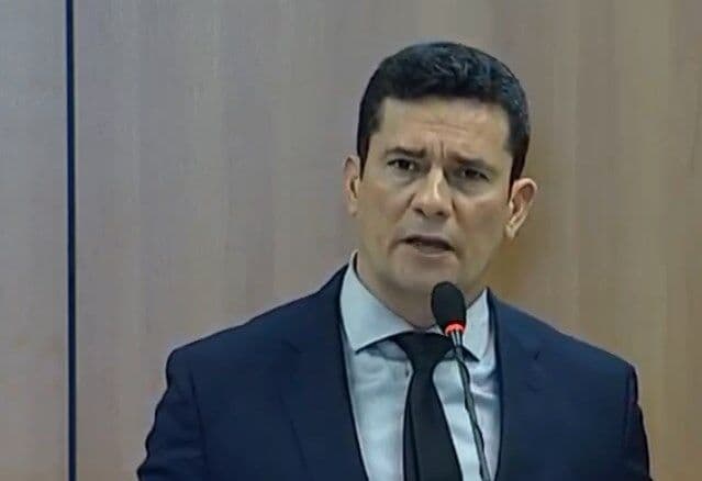 Sérgio Moro explica pontos do Projeto de Lei Anticrime, em coletiva