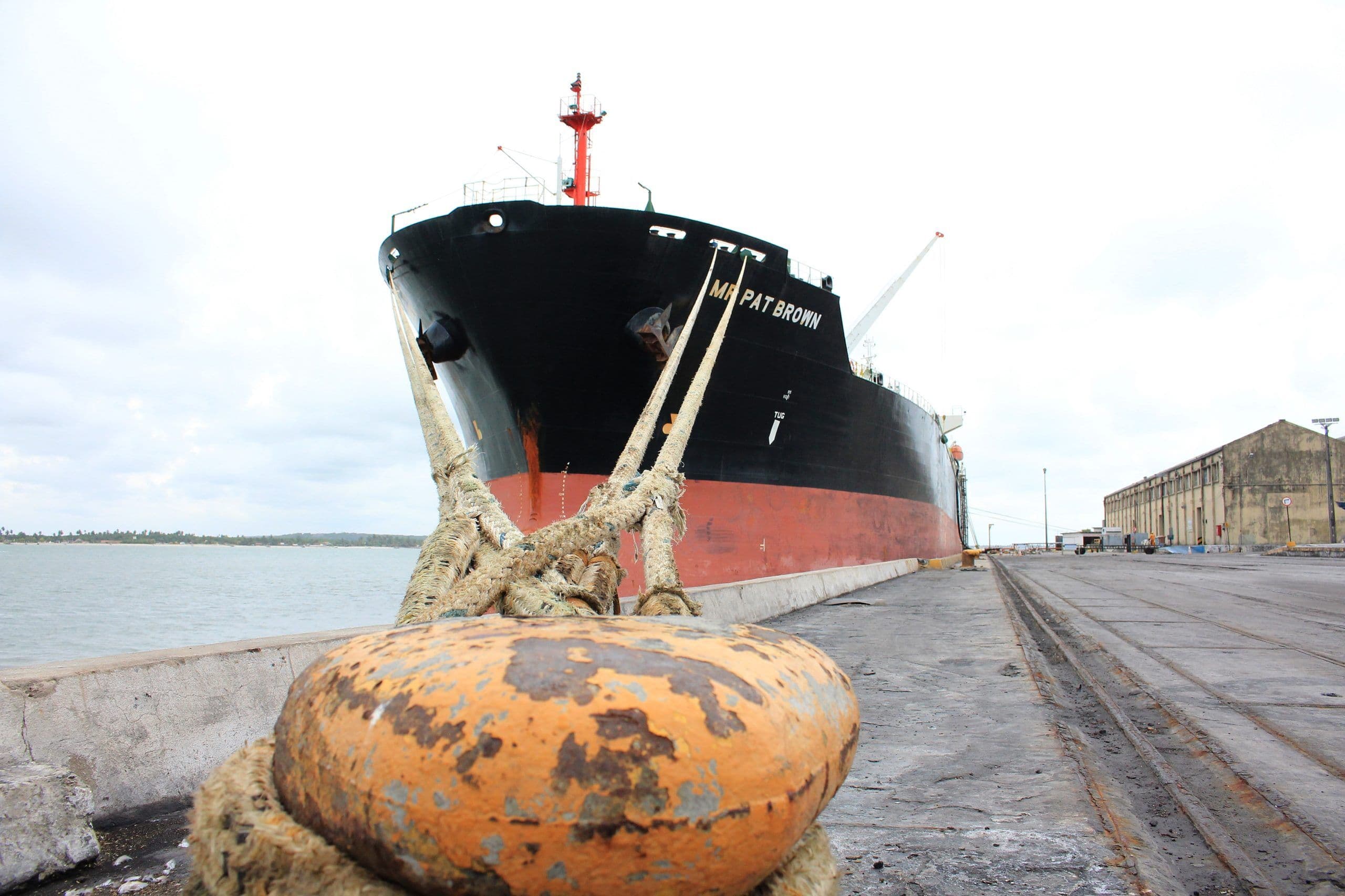 João anuncia que enviará à Assembleia projeto para implantação de estaleiros no Litoral Norte