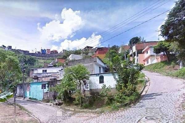 Casa desaba e deixa dois mortos e um ferido na Grande ABC Paulista