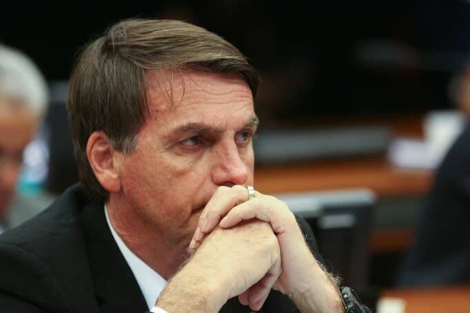 Bolsonaro desmente declarações de futuro ministro sobre bebidas